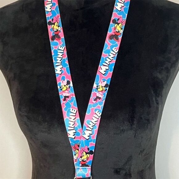 Disney Minnie Mouse Pin Trading Lanyard/ Badge Holder - Picture 1 of 3